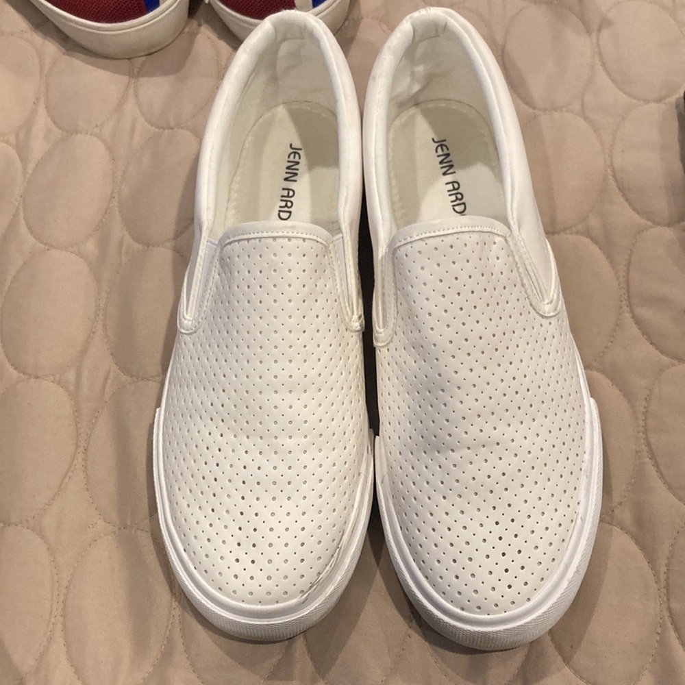 Great white slip on size 10 - Picture 2 of 3